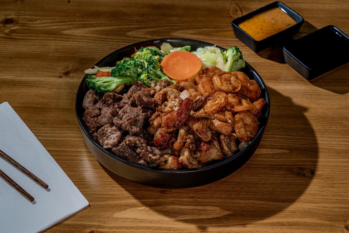 CHICKEN, BEEF & SHRIMP COMBO